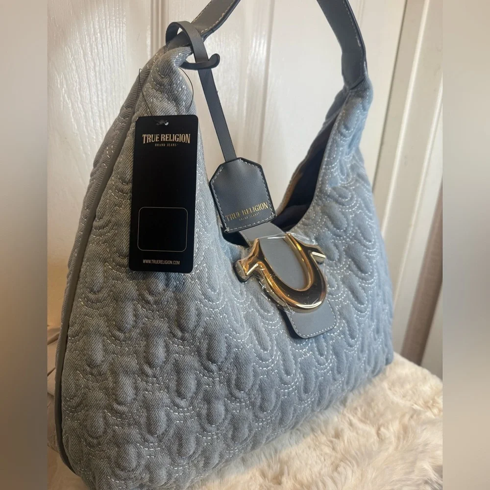 TRUE RELIGION QUILTED WOMENS SHOULDER BAG PURSE HOBO HANDBAG WITH HORSESHOE LOGO - Picture 2 of 16